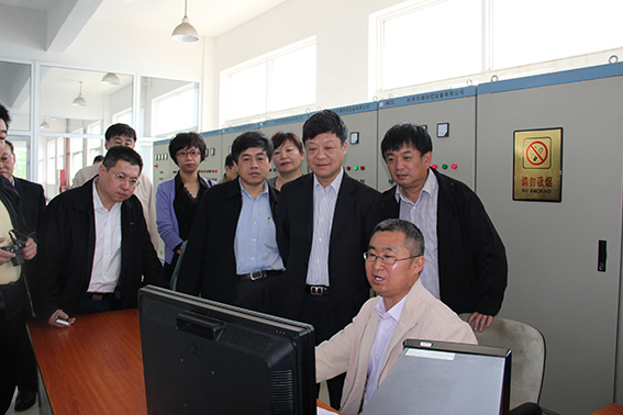 中輕集團公司俞海星總經理視察公司